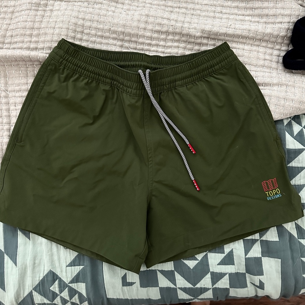 Topo Designs Global Shorts Green Women’s Small